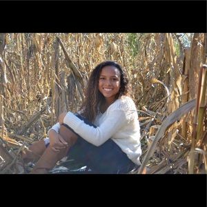 Meet your Posher, Amiya